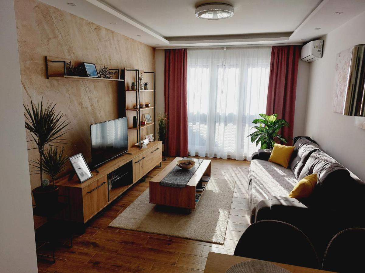Apartman Kristal Sremska Mitrovica Eksteriør billede