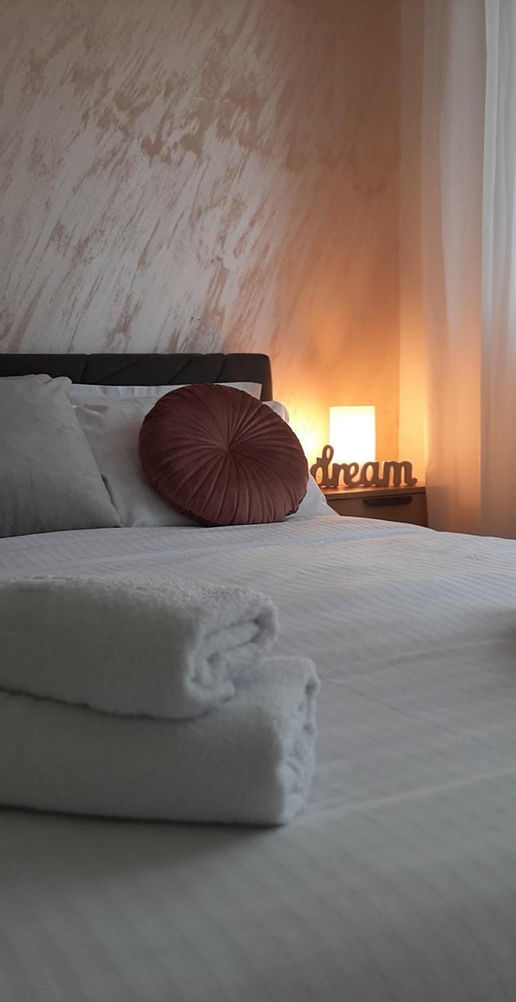 Apartman Kristal Sremska Mitrovica Eksteriør billede