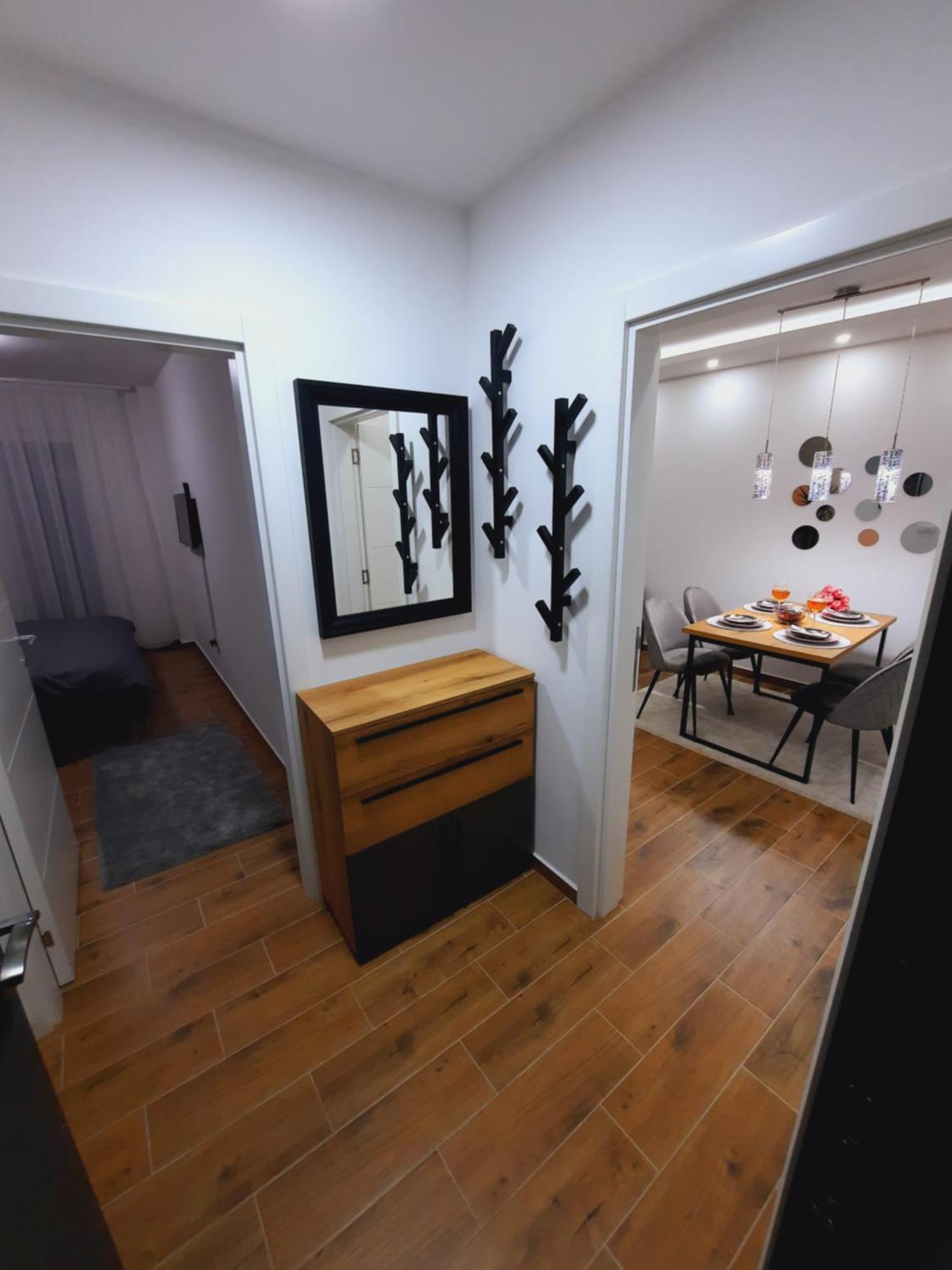 Apartman Kristal Sremska Mitrovica Eksteriør billede